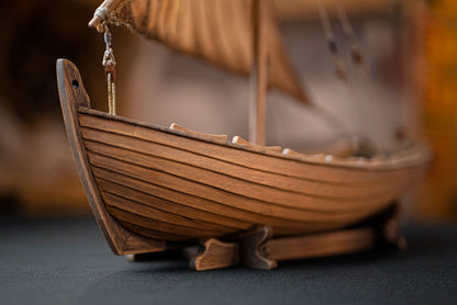 Wooden Model Kit: Boat "Santa Maria" Scale 1/25