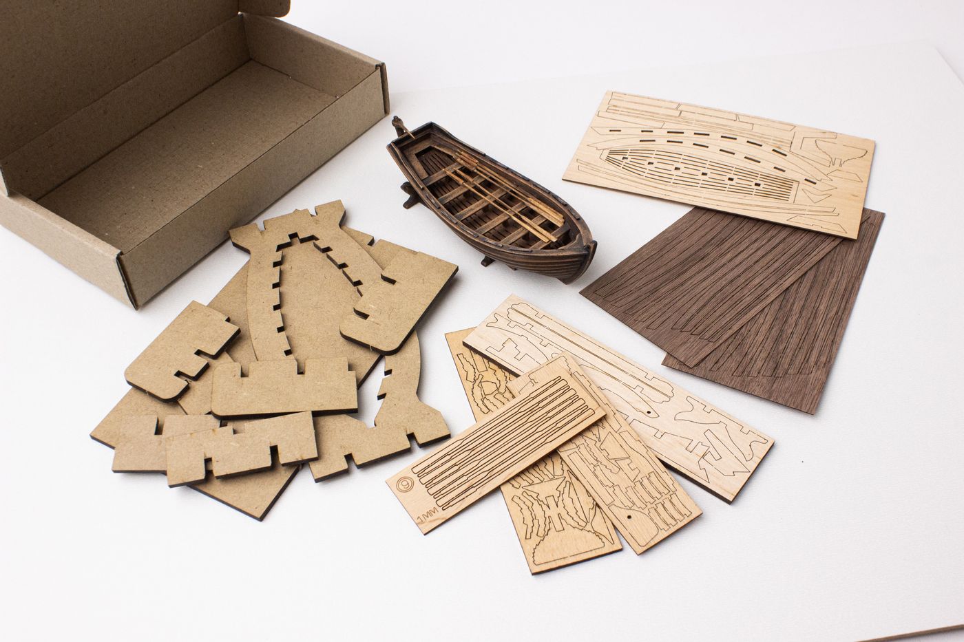 15th Century Wooden Boat Model Kit: Santa Maria's Boat (scale 1/48), length 136mm.