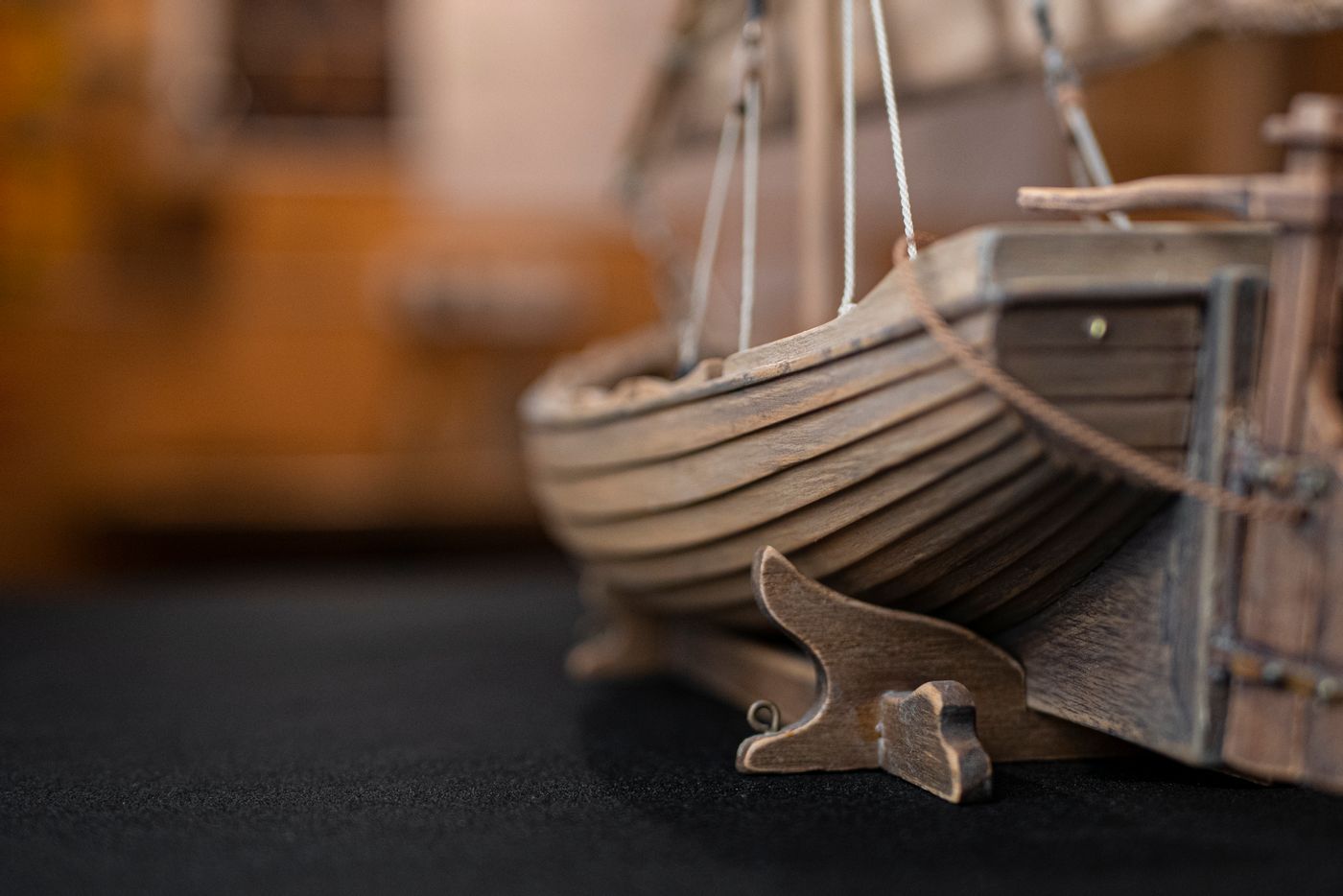 Wooden Model Kit: Boat "Santa Maria" Scale 1/25