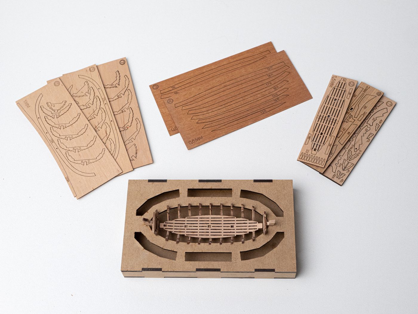 16th Century Wooden Boat Model Kit (scale 1/48). Length 136 mm