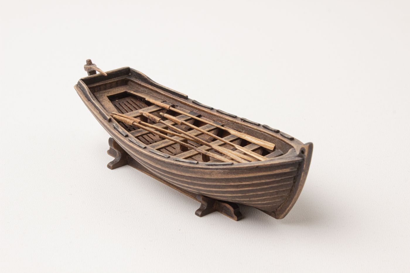 15th Century Wooden Boat Model Kit: Santa Maria's Boat (scale 1/48), length 136mm.