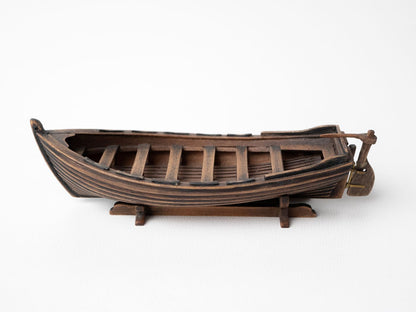 15th Century Wooden Boat Model Kit: Santa Maria's Boat (scale 1/48), length 136mm.